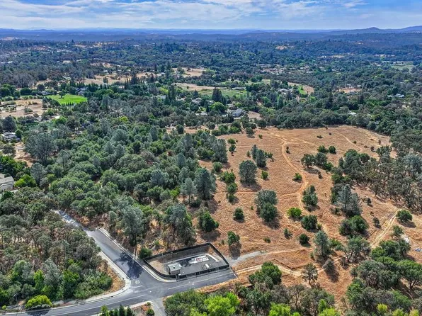 11120 Kemper Rd, Auburn, CA 95603