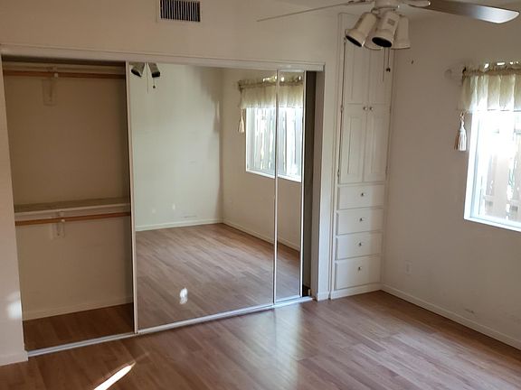 2nd bedroom with ensuite full bath