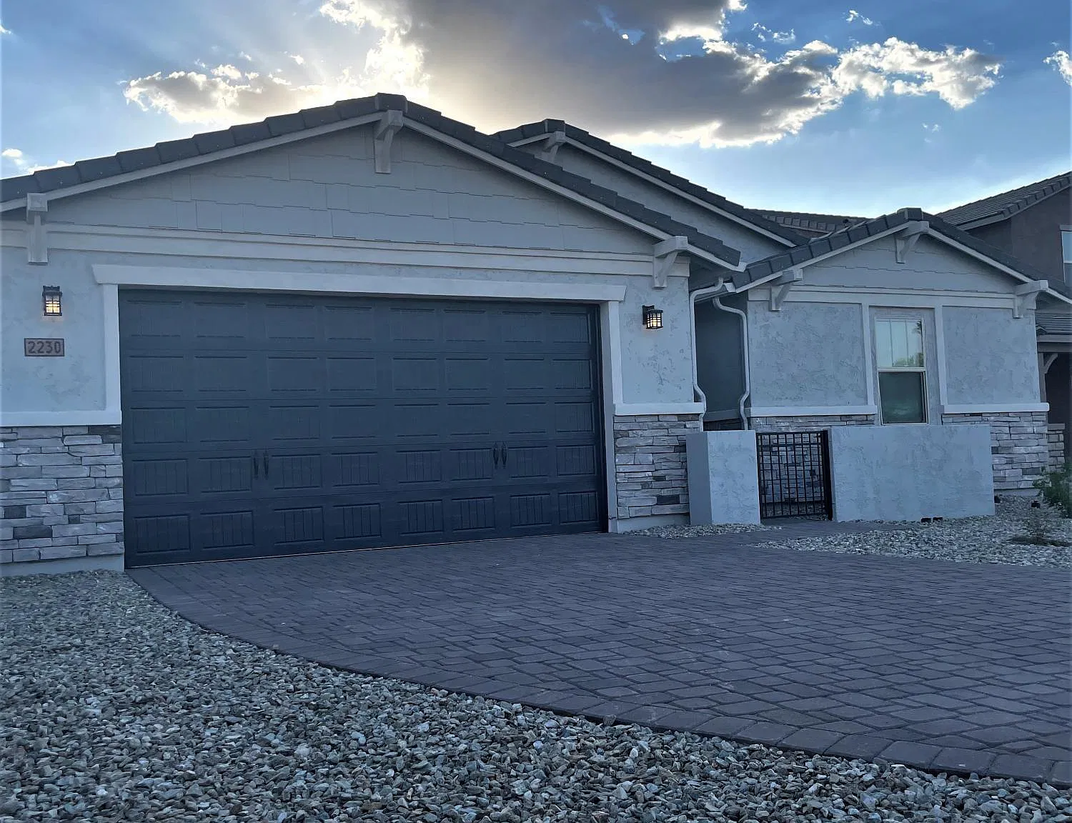 4 bed, 3.5 bath, 2500 sqft, $3,150 — Photo 2