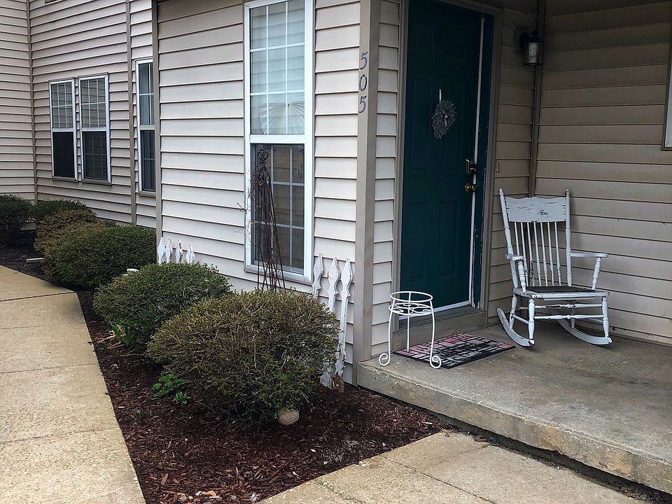 1st image of 505 Huntington Ct