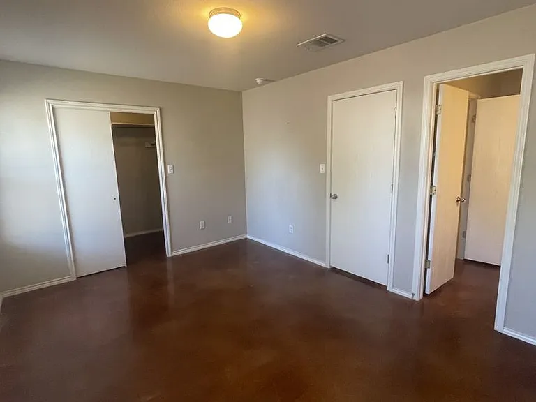 4504 Secure Ln — Photo 12
