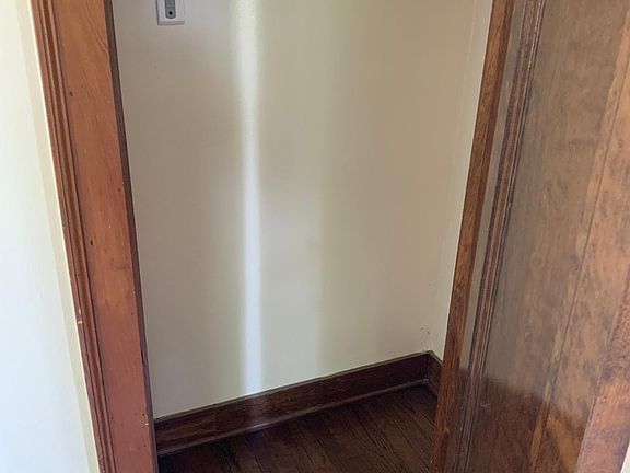 4th image of 1106 20th St #1