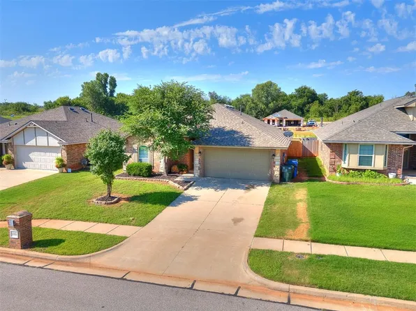 10808 SE 27th St, Midwest City, OK 73130
