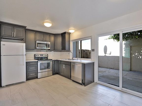 4th image of 3457 Buckeye Dr