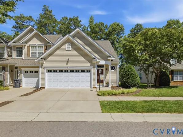 1555 Providence Knoll Dr, North Chesterfield, VA 23236