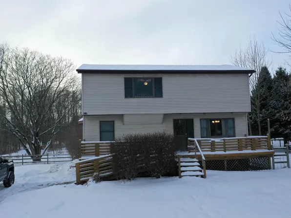 8968 Saint Clair Rd, Lexington, MI 48450