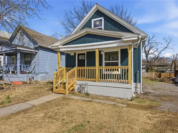 3327 Garfield Ave, Kansas City, MO 64109