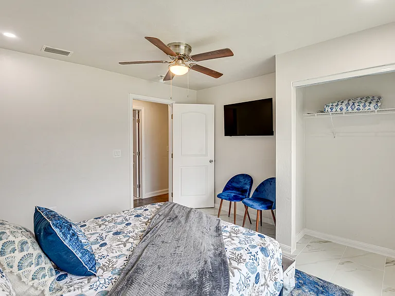 572 Magnolia Ave — Photo 7