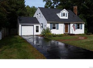 6704 E Quaker St, Orchard Park, NY 14127