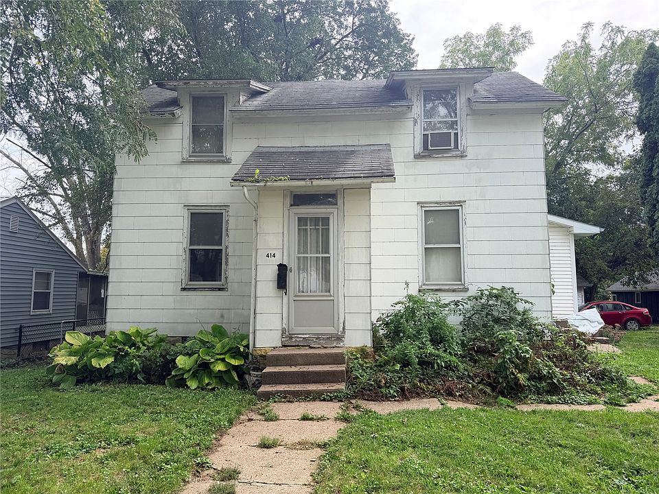 1st image of 414 2nd Ave NW