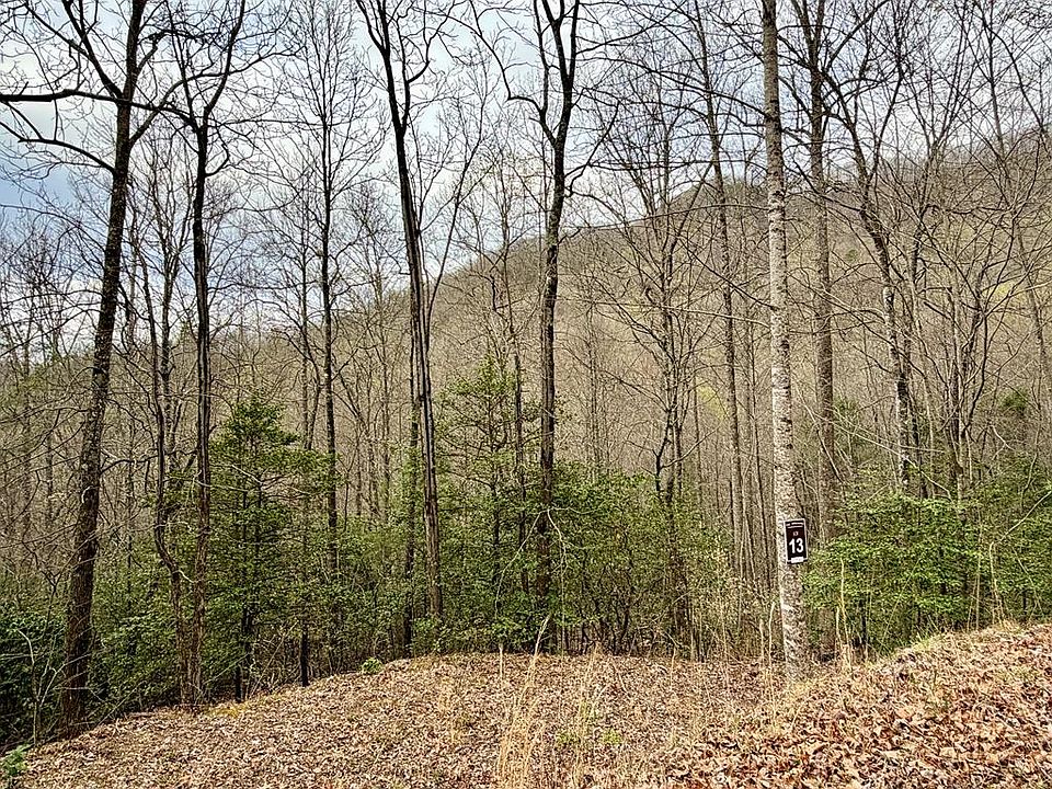 1st image of LOT 14 The Rdgs