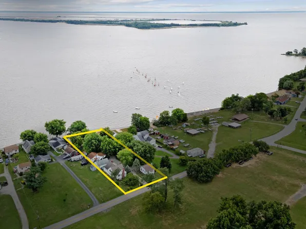 2115 & 2121 Rocky Point Rd, Essex, MD 21221