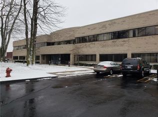 35455 Veronica St, Livonia, MI 48150