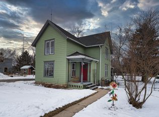 2535 Langmaid St, Burlington, WI