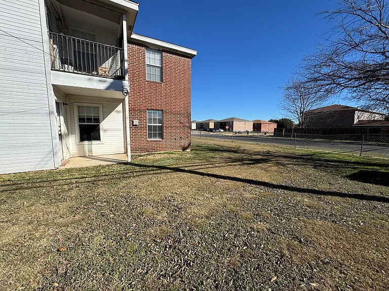 3400 Cantabrian Dr — Photo 24
