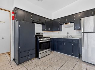 7050 N 37th St, Milwaukee, WI 53209