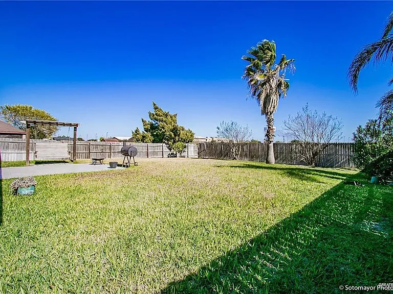 3402 Robin Ave — Photo 16