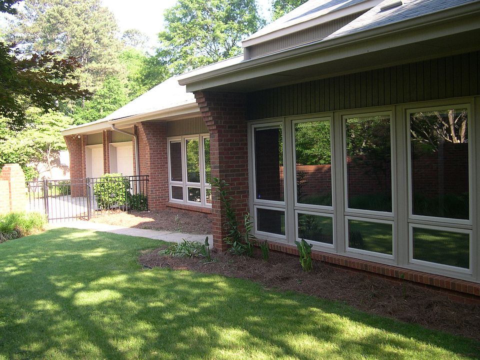 1st image of 3223 Old Mill Trce SE
