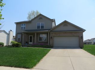 909 Still Valley Dr, Howell, MI 48855