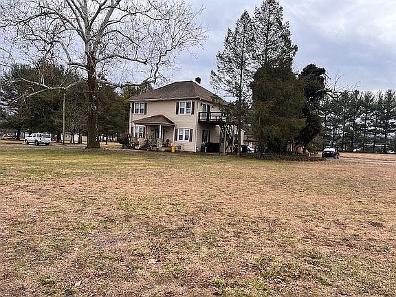 3rd image of 166 Pump Branch Rd