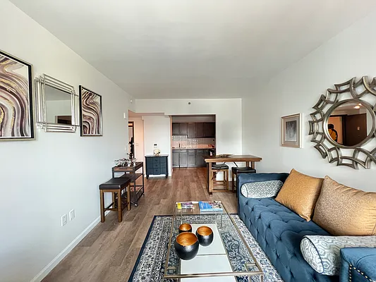 Rented by New York City Moves Team LLC | media 23