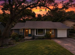 8809 Liptonshire Dr, Dallas, TX 75238