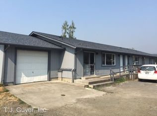 109 Lilac Ln, Centralia, WA 98531