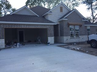3078 Embers Ct W, Bryan, TX 77808