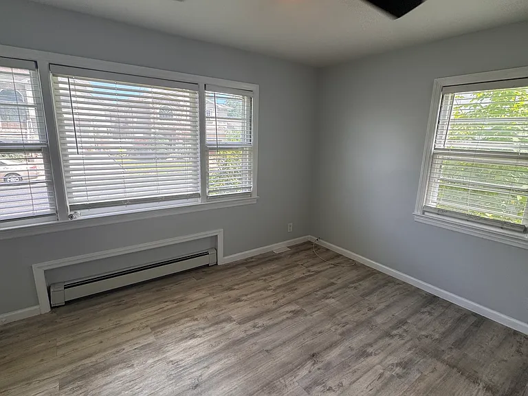218 N 20th St #1 — Photo 12
