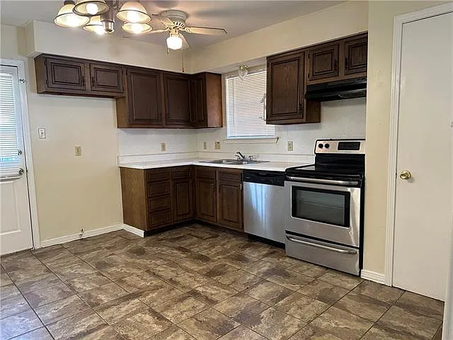 6202 Mitchell Ave — Photo 3
