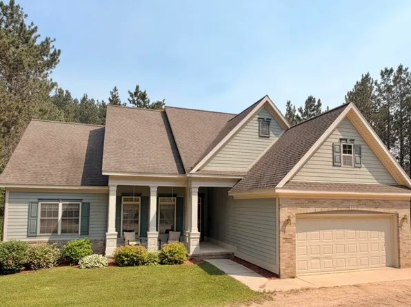 13814 Woodland Dr, Newberry, MI 49868