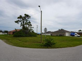 1313 NE 7th Ave, Cape Coral, FL 33909