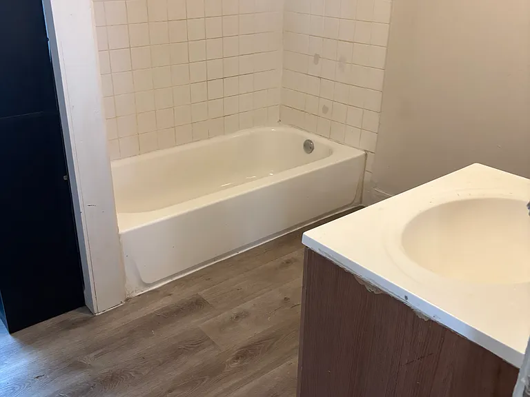 14 Close St #2 — Photo 16