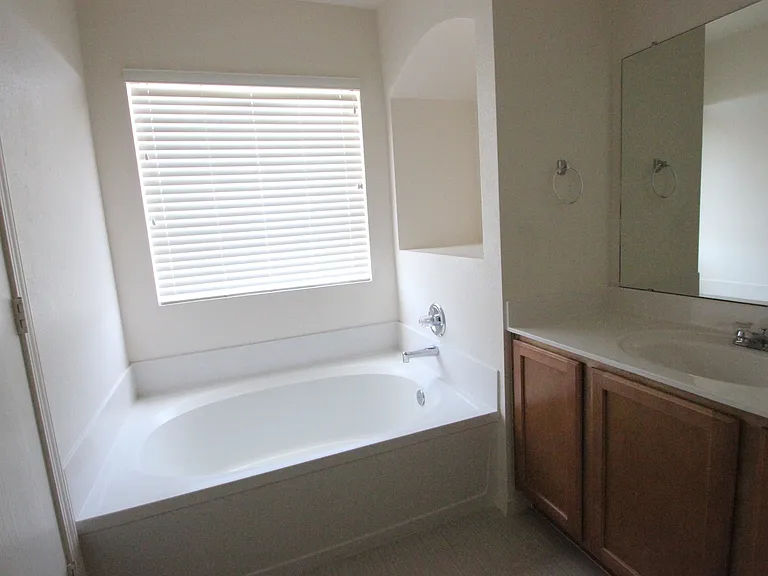 6827 Brindisi Pl NW — Photo 6