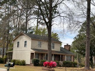 100 Lancaster Dr, Greenville, NC 27834