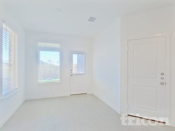 5th image of 2737 Brushy Lake Dr