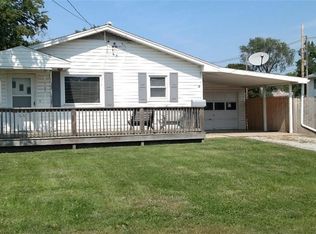 616 W Adams St, Sullivan, IL 61951