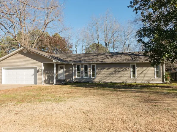 4350 Wellingborough Ln, Paducah, KY 42003