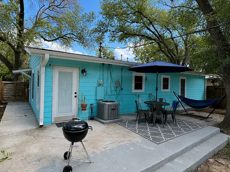 1113 Cheatham St — Photo 17