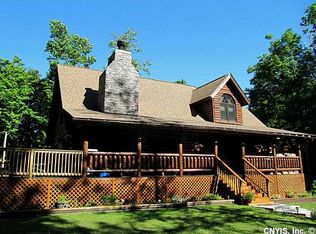 7454 Saulsbury Rd, Tully, NY 13159