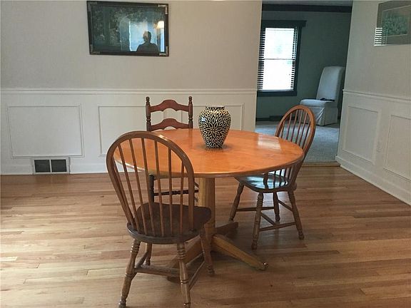 5th image of 523 Virginia Ave