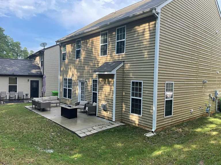 3215 Sunbright Ln — Photo 25