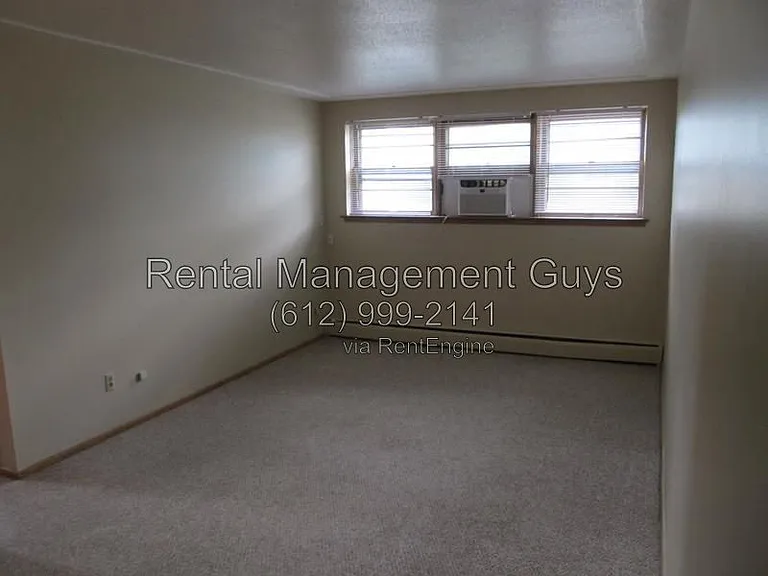 496 Front Ave #3 — Photo 6
