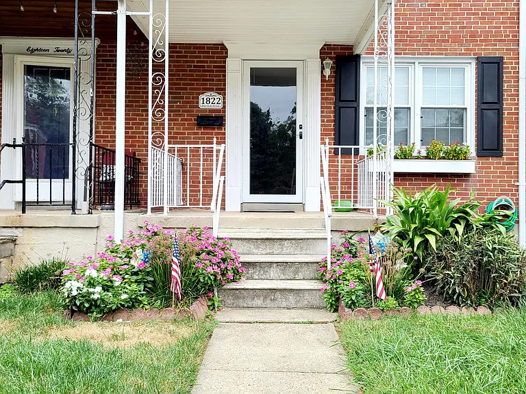 1822 Darrich Dr — Photo 2