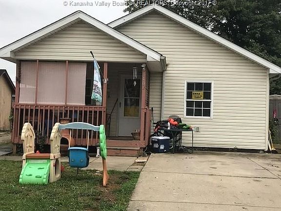 2nd image of 3407 5th Ave