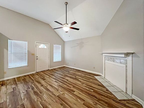 5th image of 5684 Kayla Dr