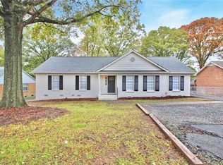 6412 Park Rd, Charlotte, NC 28210