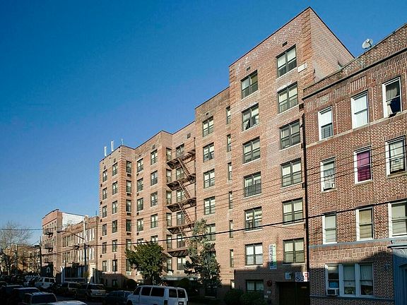 2nd image of 845 43rd St APT 6E