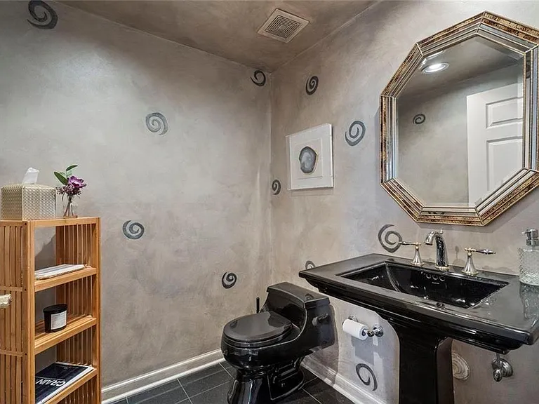 3636 Habersham Rd NW #2404 — Photo 3