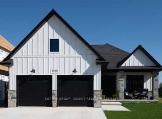 2222 Linkway Blvd, London, ON N6K 0K9